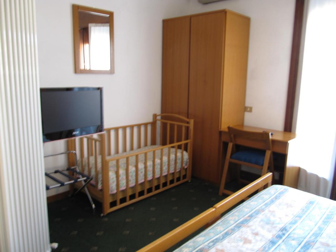 Monticello Conte Otto Hotel Rizzi מראה חיצוני תמונה